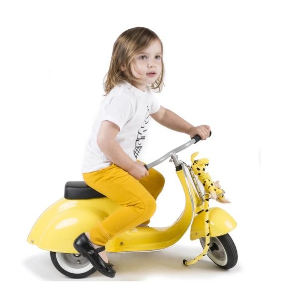 Ambosstoys Primo Ride-On Toy Classic Yellow NIB - Picture 1 of 14